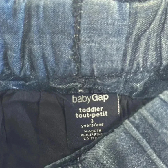 GAP - layered denim jean skirt. Size 3 - Picture 2 of 4